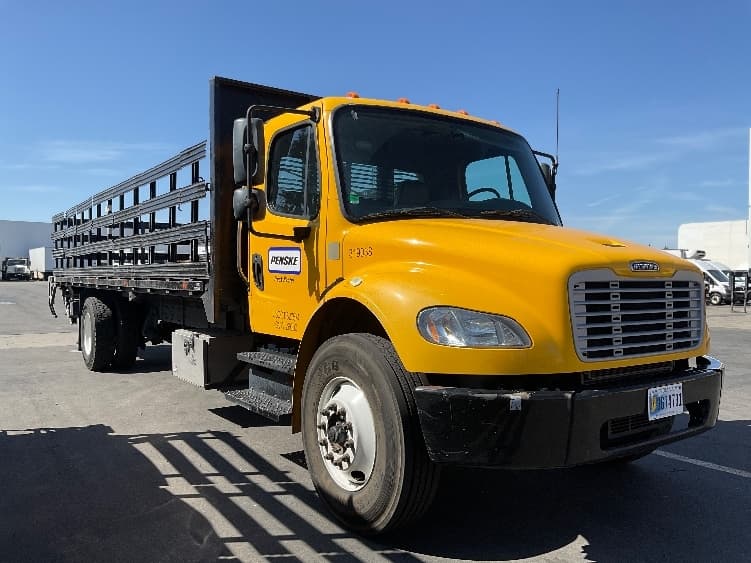2019 Freightliner M2 106