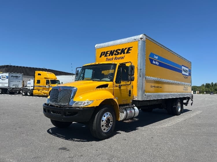 2019 International 4300 in Ocala, FL — photo 3