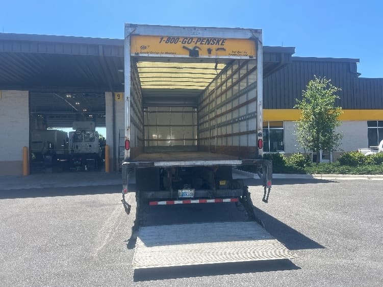 2019 International 4300 in Ocala, FL — photo 9