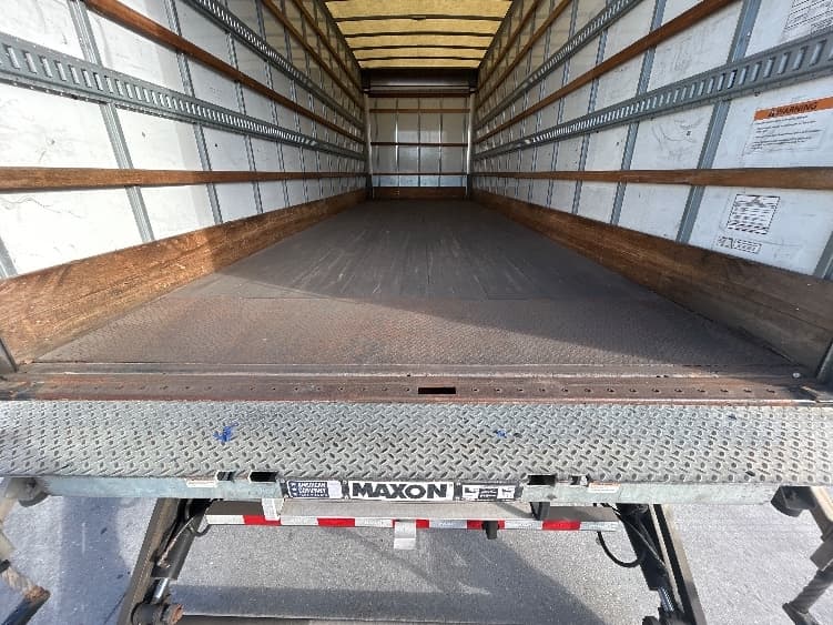 2019 International 4300 in Katy, TX — photo 10