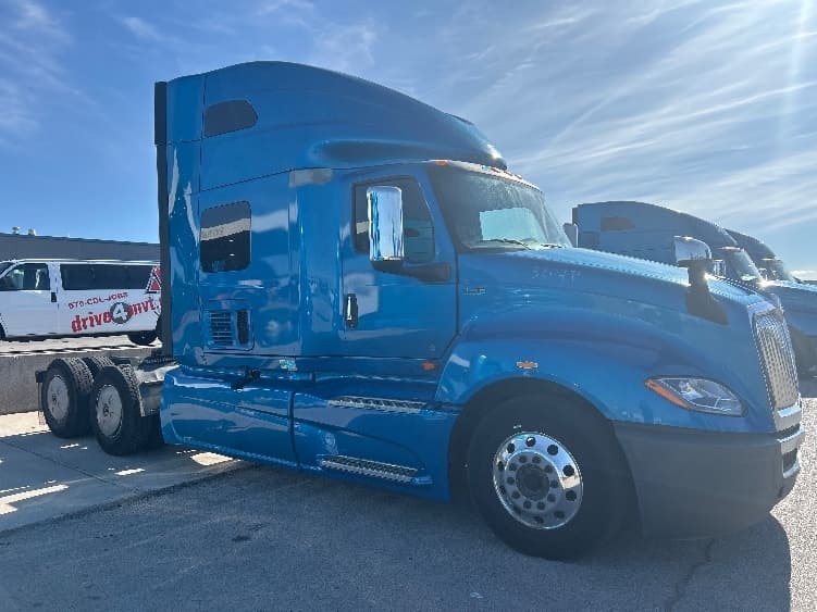 2021 International LT