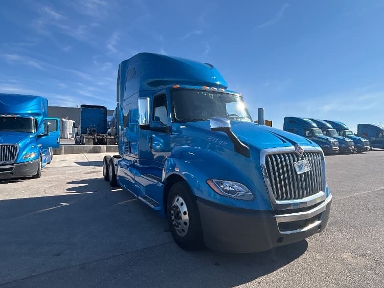 2021 International LT