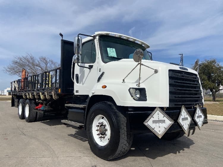 2020 Freightliner 114SD