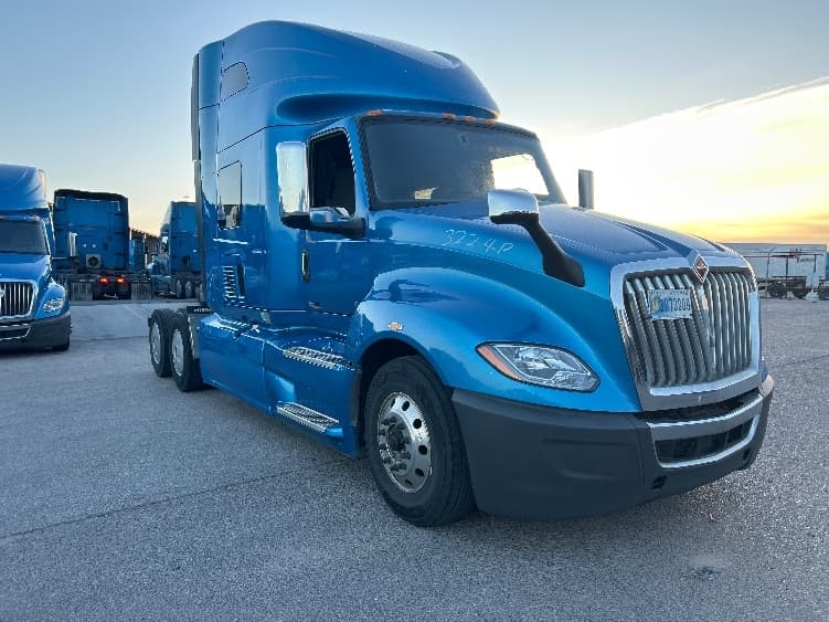 2021 International LT