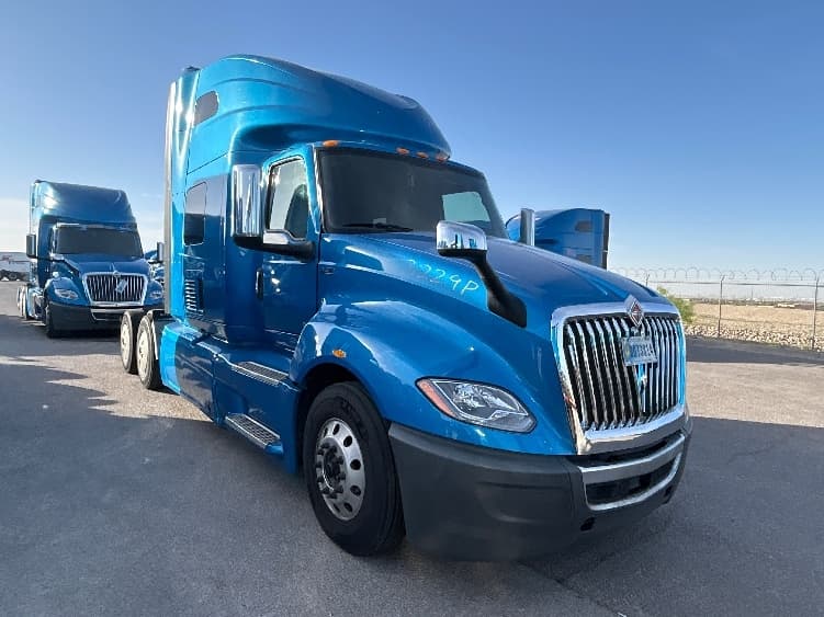 2021 International LT