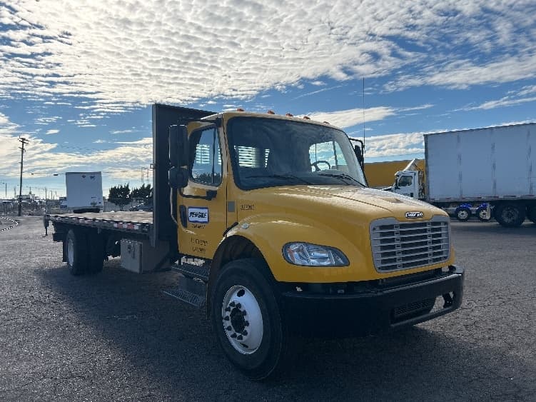 2019 Freightliner M2 106