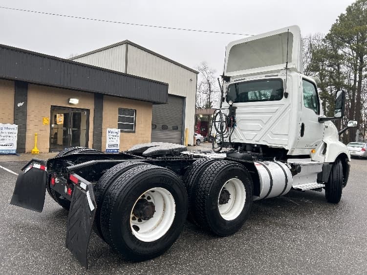 2019 International LT in Prince George, VA — photo 7