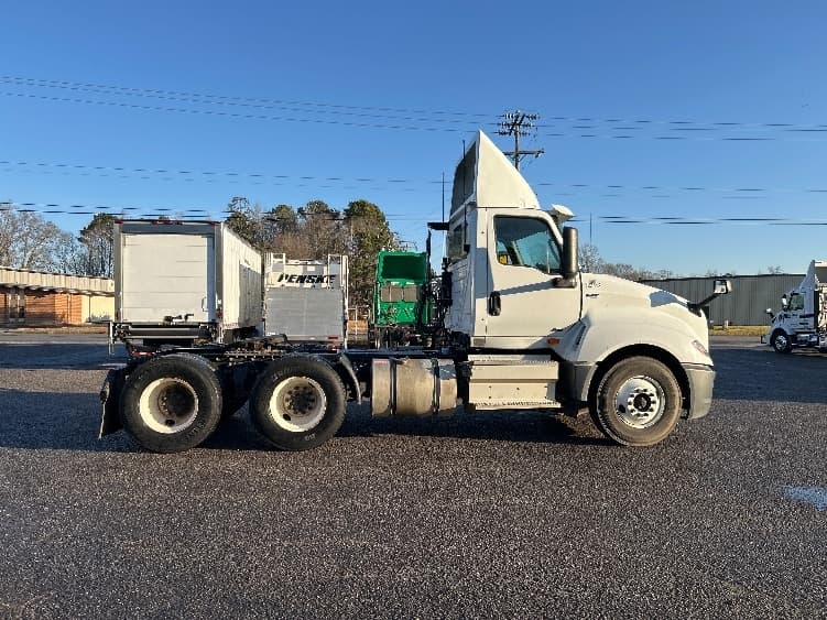 2019 International LT in Prince George, VA — photo 8