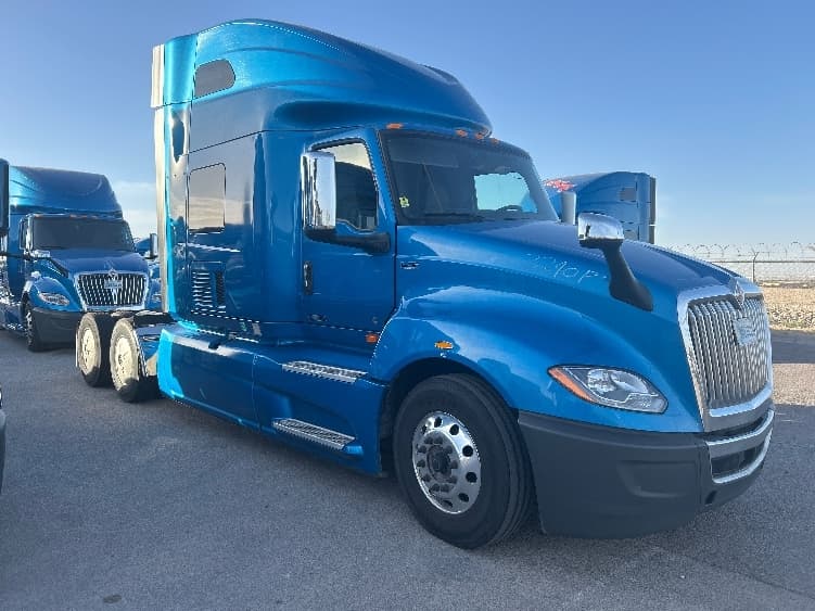 2021 International LT