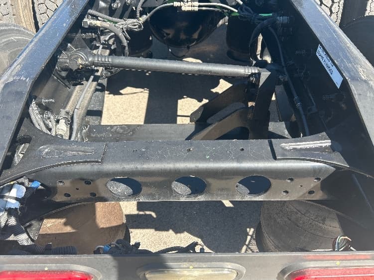 2021 International LT in El Paso, TX — photo 6