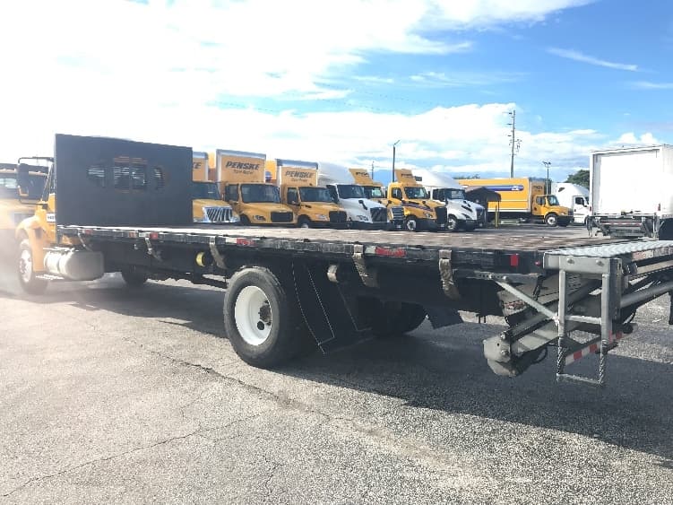2019 International 4300 in Fort Myers, FL — photo 6