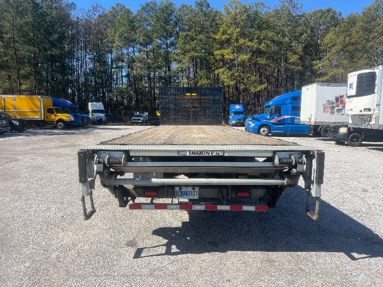 2019 Freightliner M2 106 in Cincinnati, OH — photo 7