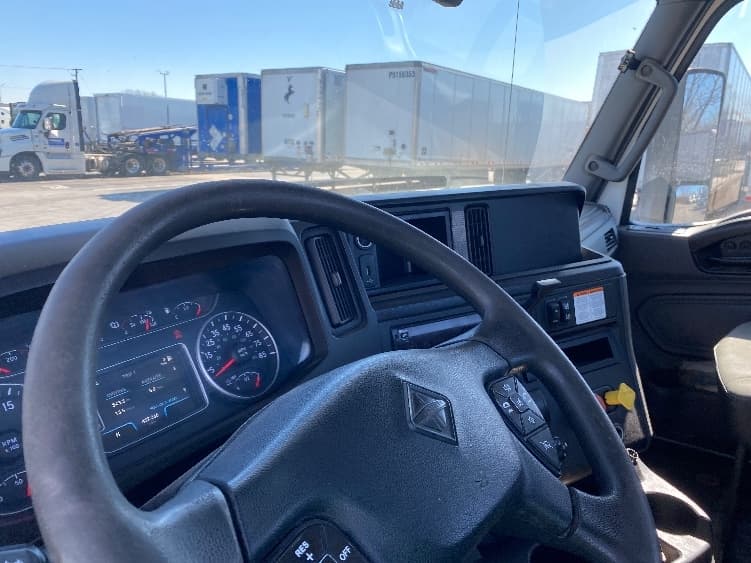 2019 International LT in La Porte, IN — photo 10