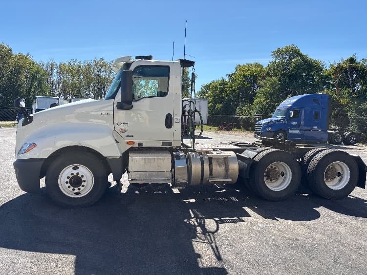 2019 International LT in Toledo, OH — photo 4