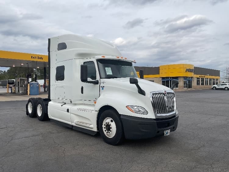 2019 International LT