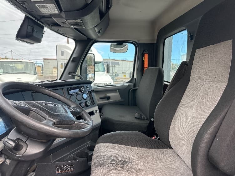 2020 Freightliner Cascadia in Atlanta (Conyers), GA — photo 10