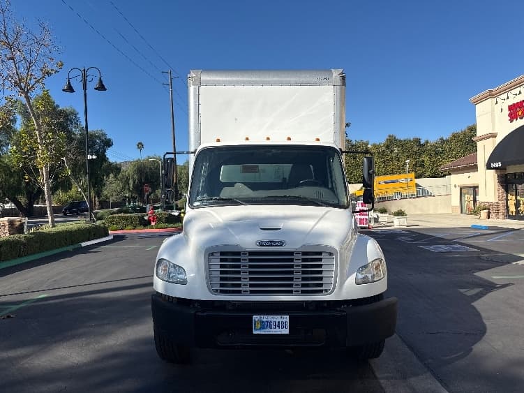 2020 Freightliner M2 106 in Santa Ana, CA — photo 2