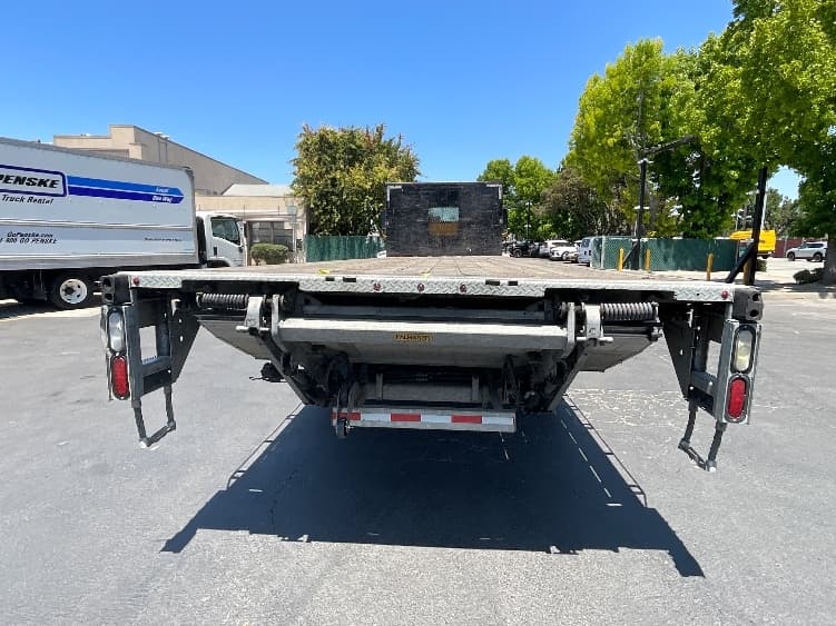 2020 Freightliner M2 106 in San Leandro, CA — photo 8