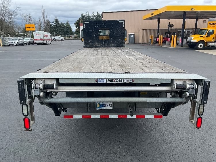 2020 Freightliner M2 106 in Portland, OR — photo 8