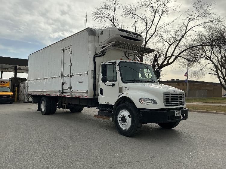 2020 Freightliner M2 106