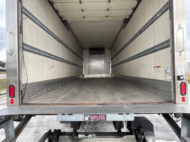 2020 Freightliner M2 106 in Lakeland, FL — photo 10