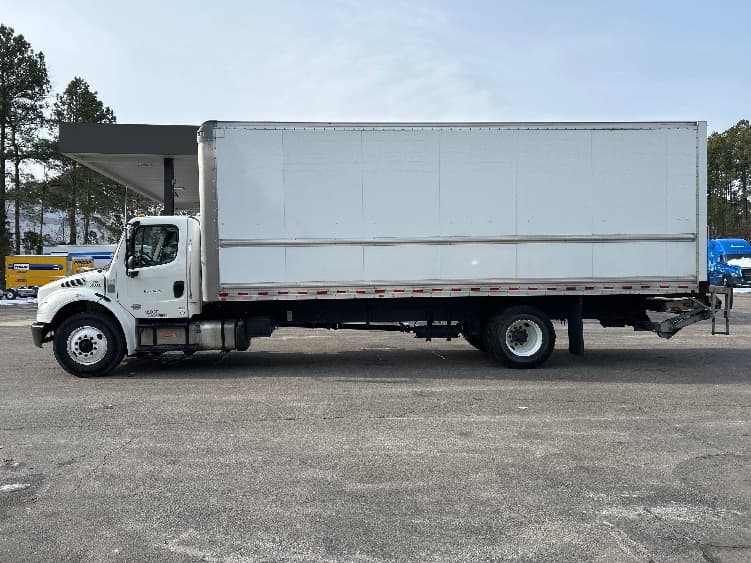 2020 Freightliner M2 106 in Mebane, NC — photo 4