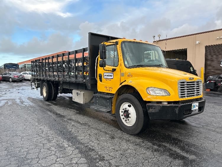 2020 Freightliner M2 106