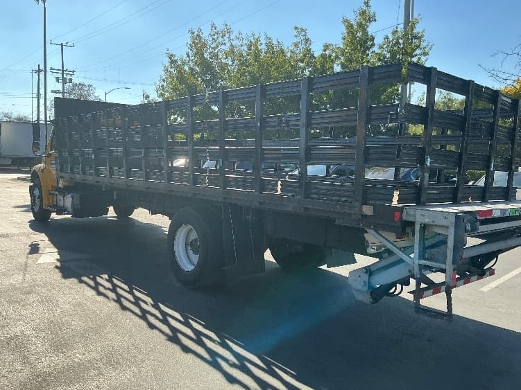 2020 Freightliner M2 106 in Torrance, CA — photo 6