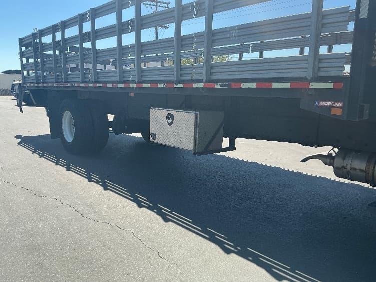 2020 Freightliner M2 106 in Torrance, CA — photo 10