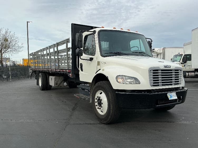 2020 Freightliner M2 106