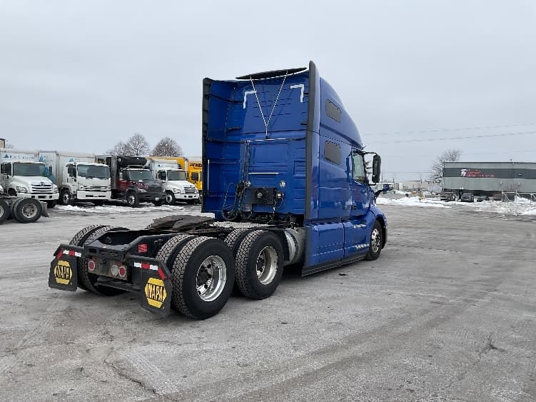 2020 Volvo VNL 760 in Indianapolis, IN — photo 7