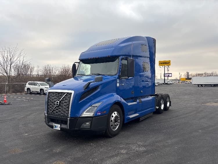 2020 Volvo VNL 760 in Indianapolis, IN — photo 3