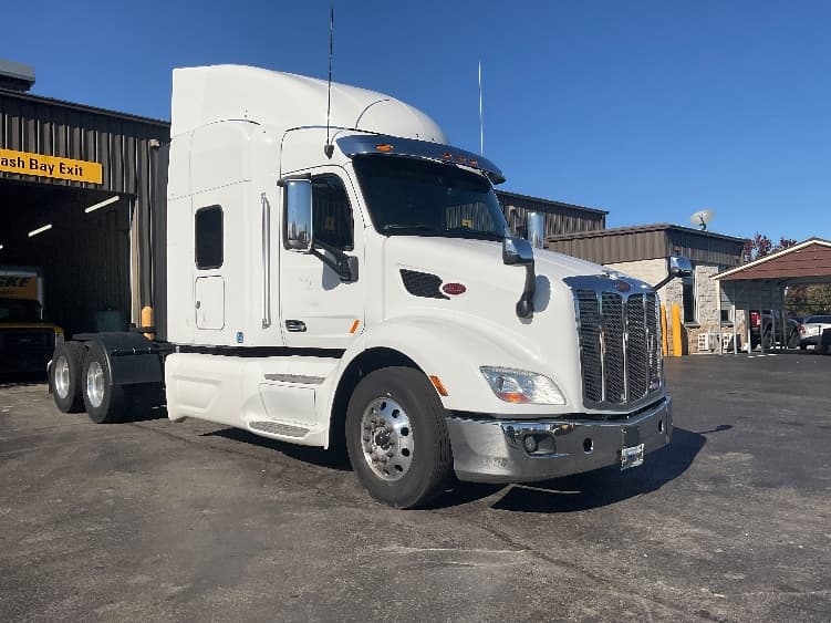 2020 Peterbilt 579