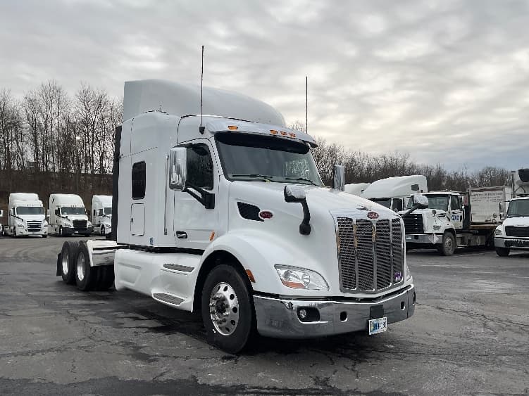 2020 Peterbilt 579