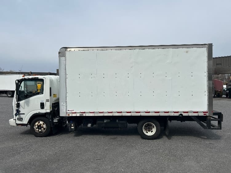 2020 Isuzu NPR in Essex, MD — photo 4
