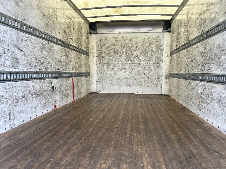 2020 Isuzu NPR in Essex, MD — photo 8