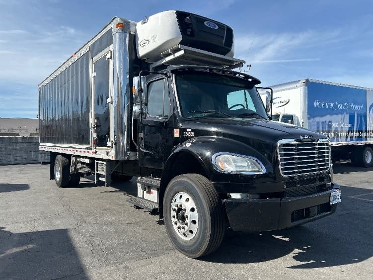2020 Freightliner M2 106