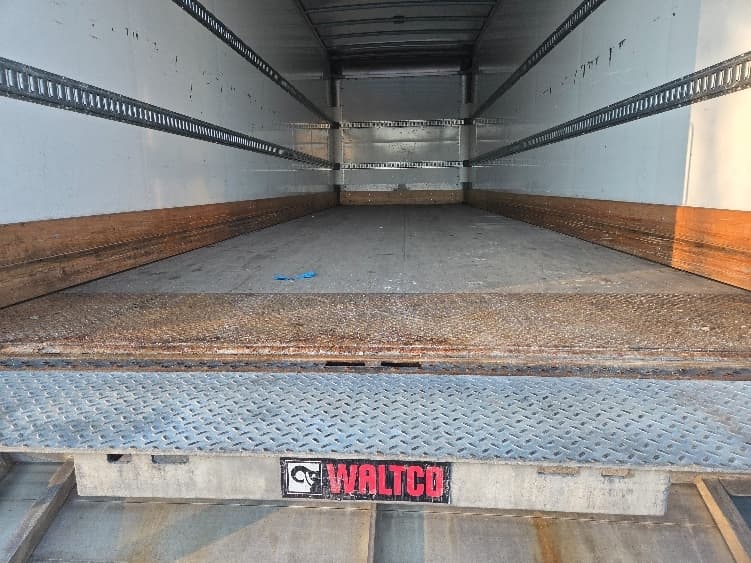 2021 Freightliner M2 106 in Parkersburg, WV — photo 9