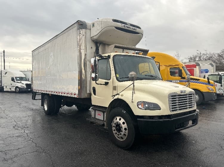 2020 Freightliner M2 106