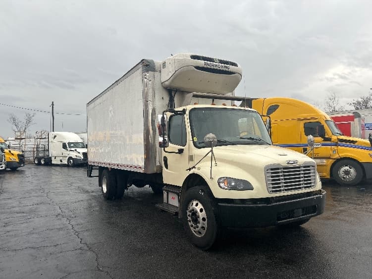 2020 Freightliner M2 106