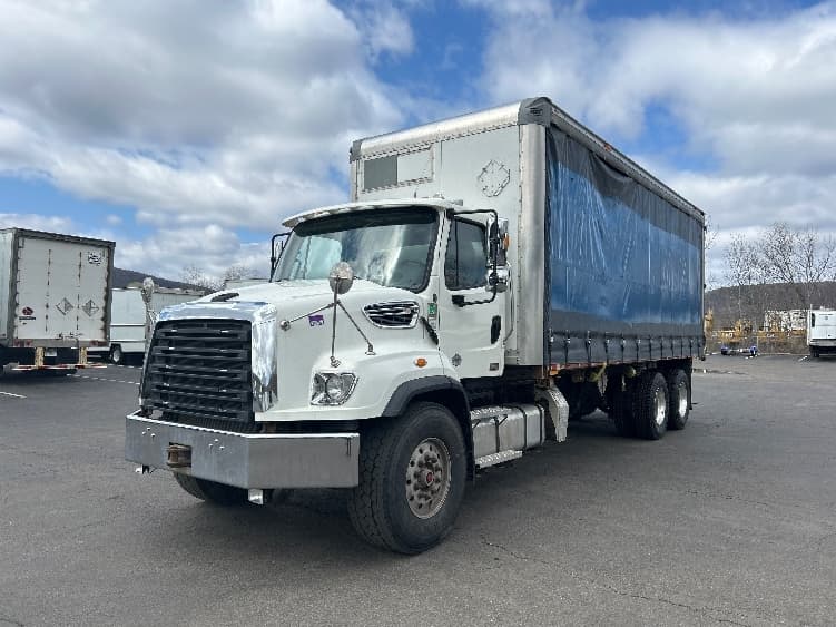 2020 Freightliner 114SD in Binghamton, NY — photo 3