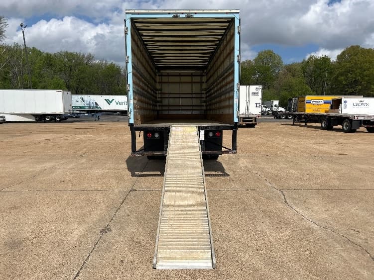 2020 International MV in Memphis, TN — photo 9