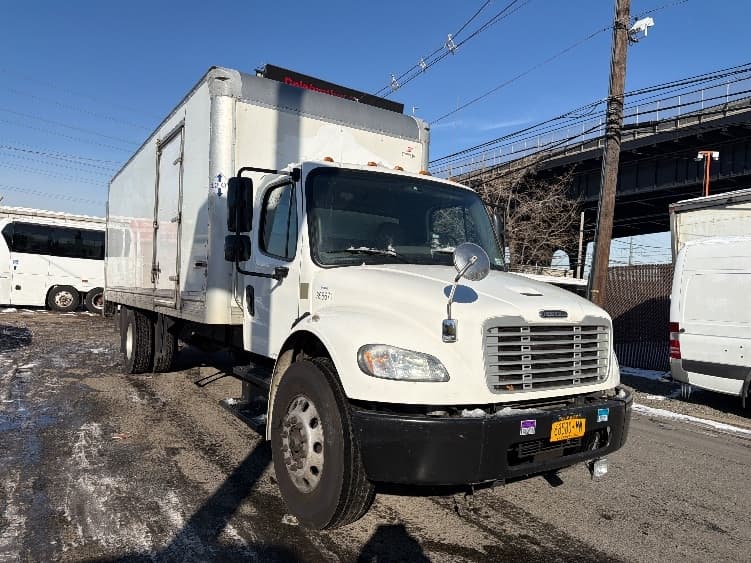2020 Freightliner M2 106