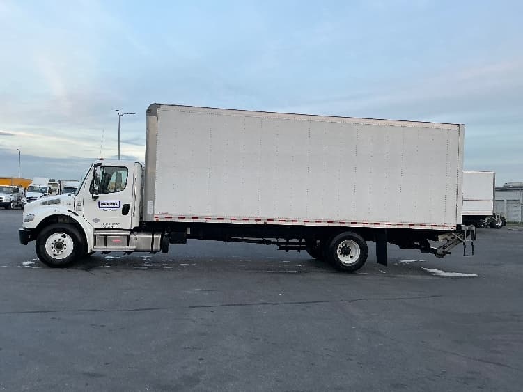 2021 Freightliner M2 106 in Fontana, CA — photo 4