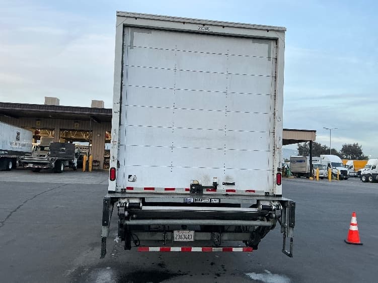 2021 Freightliner M2 106 in Fontana, CA — photo 7
