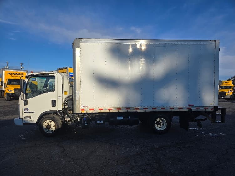 2021 Isuzu NPR in Spokane Valley, WA — photo 4