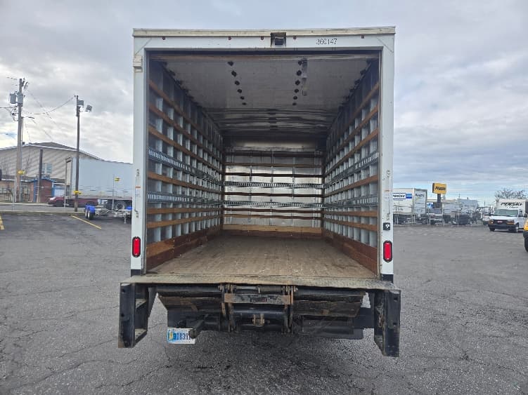 2021 Isuzu NPR in Spokane Valley, WA — photo 8