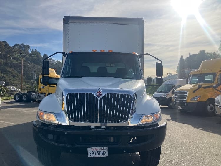 2020 International MV in Fontana, CA — photo 2