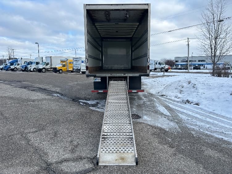 2020 Freightliner M2 106 in Lansing, MI — photo 9