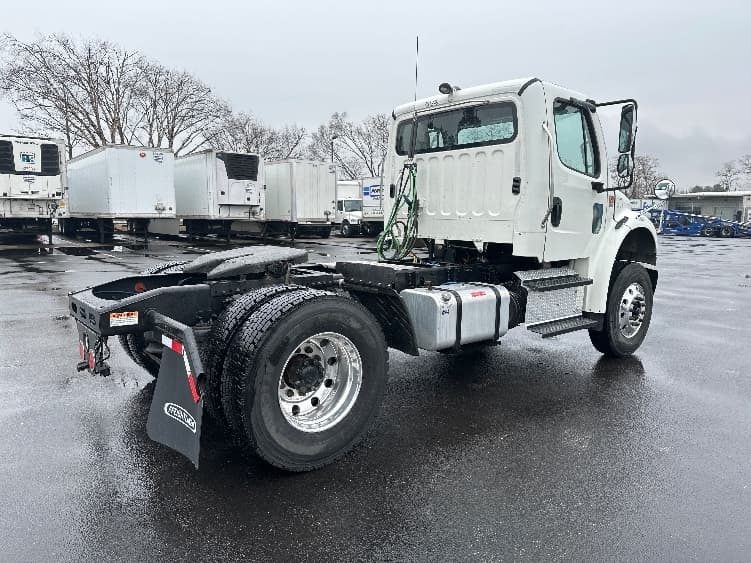 2020 Freightliner M2 106 in New Castle, DE — photo 7